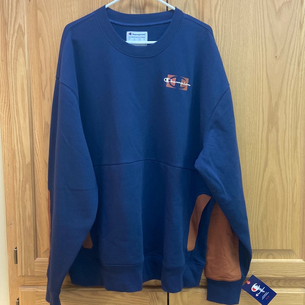 NWT - Champion Pullover Men's Sweatshirt